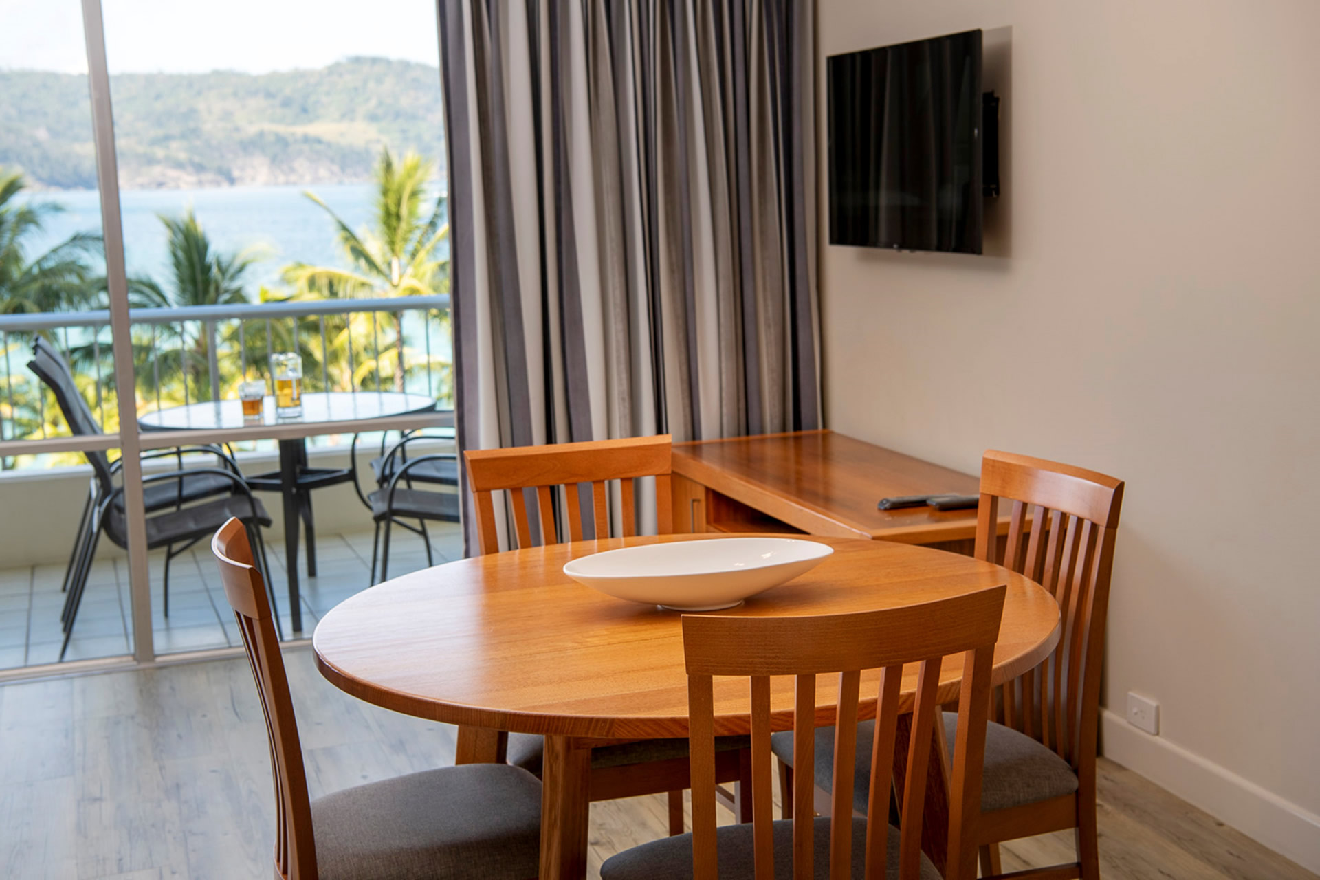 Apartment Dining Room with Sea View